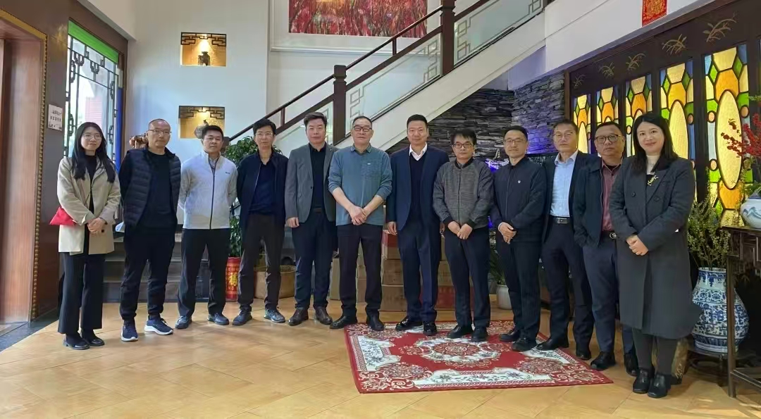 参加佛山市融资租赁行业协会第二届理事会2025年第一次会议